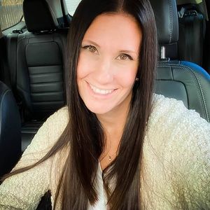 Meet your Posher, Carlee